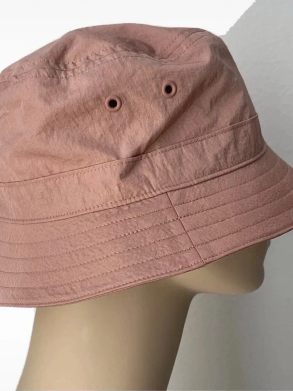 lululemon athletica Dusty Rose Bucket Hat